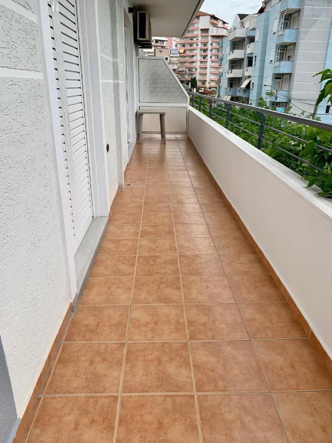 Bardhi Apts Sarande Exterior photo